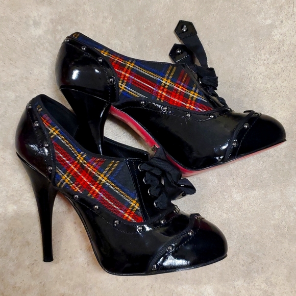 Betsey Johnson Heels - Picture 2 of 6
